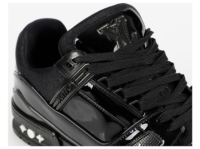 Louis Vuitton Baskets Trainer Taille Noir - vue 2