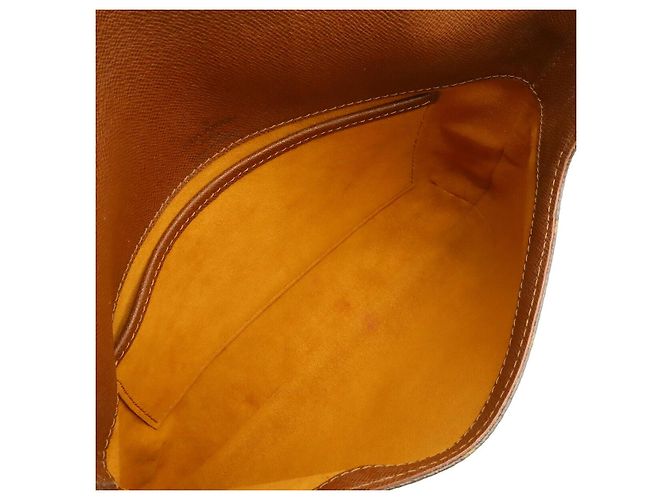 Borsa a tracolla Louis Vuitton Musette Tango Monogram Marrone - vista 6