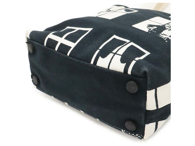 2.55 Borsa Tote Chanel Canvas Windows Line Nero - vista 3