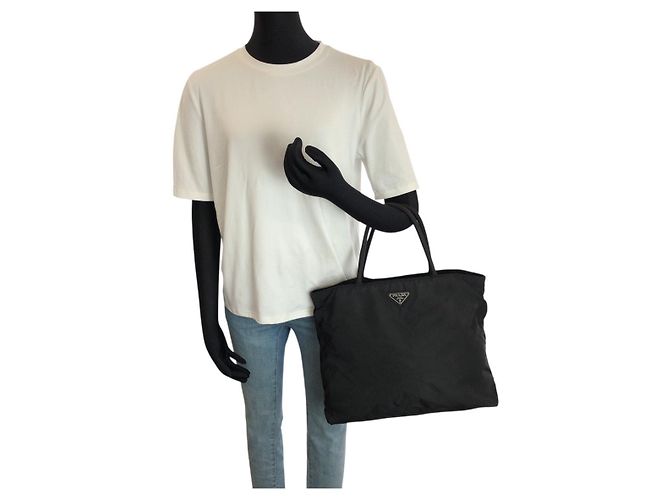 Prada Nylon Tessuto Tote mit Dreieckslogo Schwarz - Ansicht 7