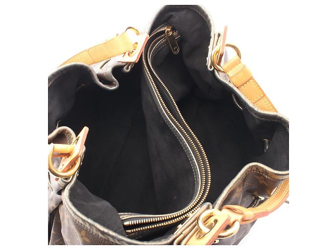 Bolsa Tote Louis Vuitton IRENE Monogram Marrom - vista 3
