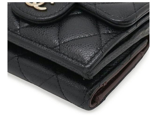 Portafoglio Chanel Classic Small Flap in pelle caviar Nero - vista 3