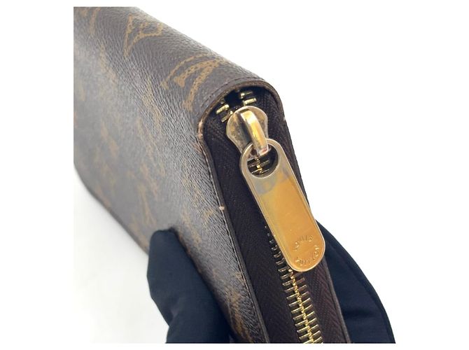 Carteira Zippy Louis Vuitton Monogram Marrom - vista 8