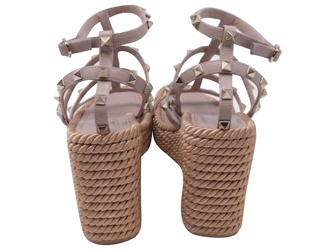 Valentino Garavani Espadrilles con zeppa Valentino Rockstud Torchon 105 in pelle rosa Marrone - vista 5