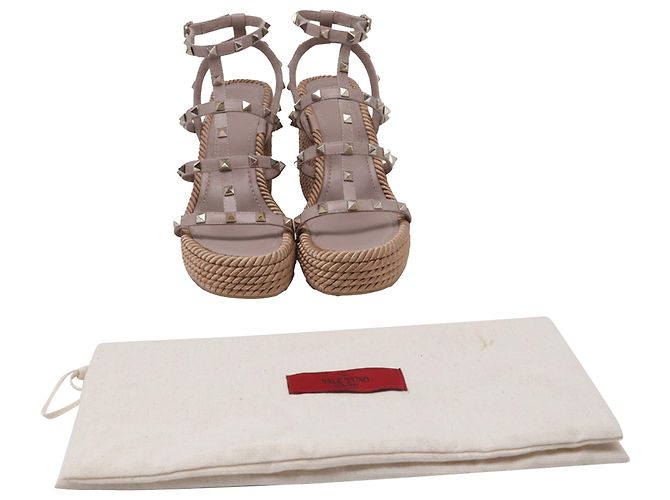 Valentino Garavani Espadrilles con zeppa Valentino Rockstud Torchon 105 in pelle rosa Marrone - vista 6