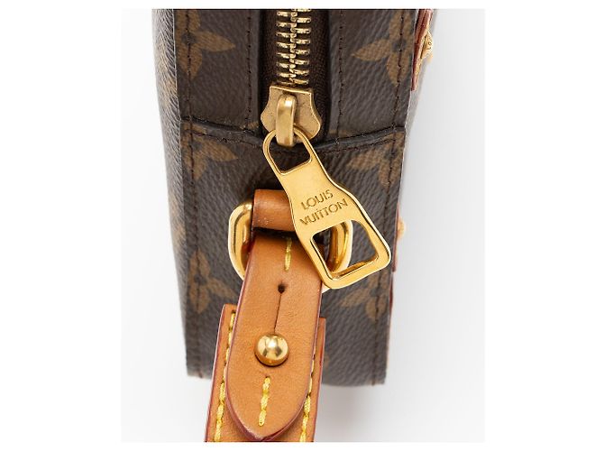 Pochette Soft Trunk in tela Monogram con borchie Louis Vuitton Marrone - vista 9