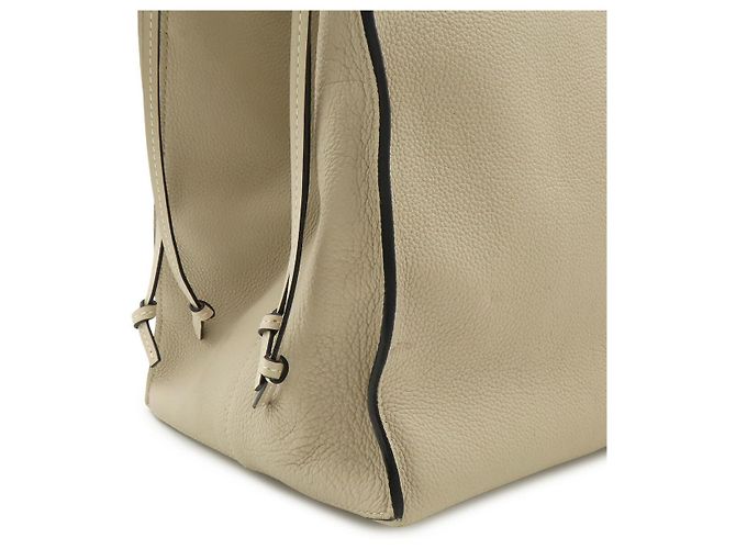 Loewe Leather Cushion Medium Anagram Tragetasche Braun Beige - Ansicht 8