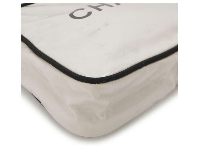 Pochette da Viaggio e Beauty Case Chanel Logo Bianco - vista 3
