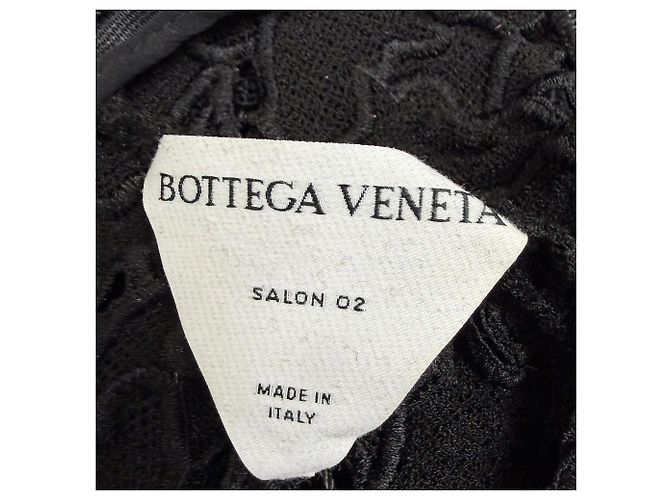 Bottega Veneta Rollkragenbluse mit Spitzenmuster in Schwarz aus Polyester - Ansicht 4