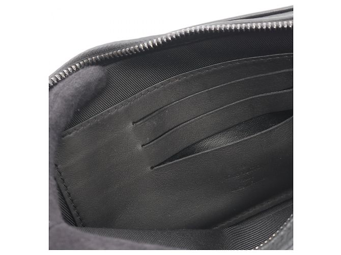 Louis Vuitton Pochette Volga Monogram Taurillon Clutch Bag Schwarz - Ansicht 7