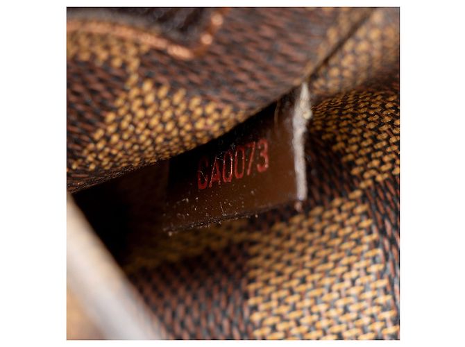 Louis Vuitton Vintage Damier Ebene Geronimos Sling Bag Marrone - vista 6