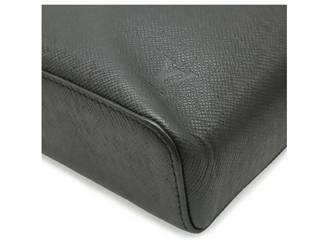Borsa a tracolla Louis Vuitton Anton Nero - vista 3
