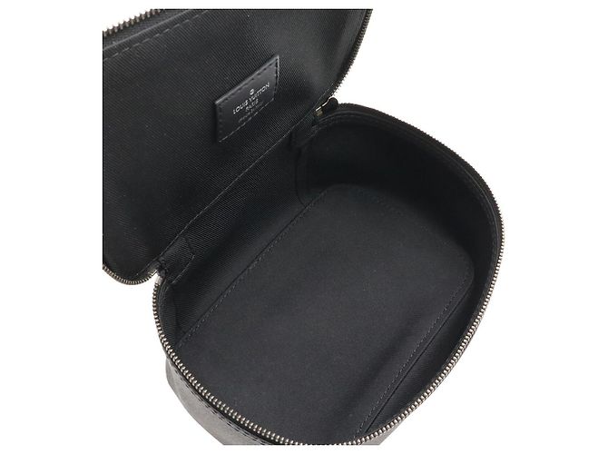 Pochette cosmetici Louis Vuitton Monogram Eclipse Cube PM Nero - vista 6