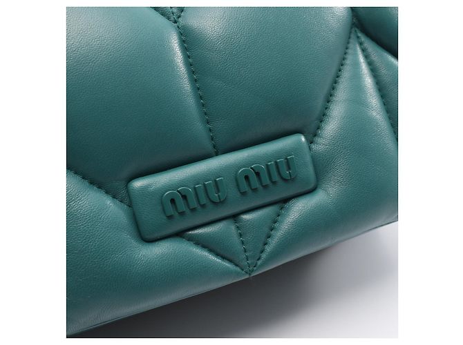 Bolso de hombro 2way de piel Trapuntata Miu Miu Verde - vista 8