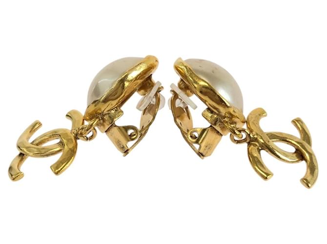 Orecchini a clip Chanel Coco Mark D'oro Metallico - vista 3