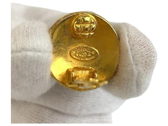 Chanel Coco Mark Clip-Ohrringe Golden Metallisch - vista 4