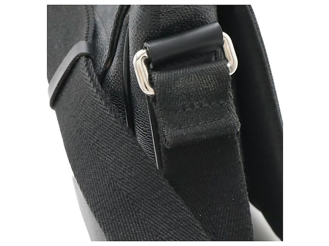 Borsa a tracolla Louis Vuitton District MM Damier Graphite Nero - vista 4