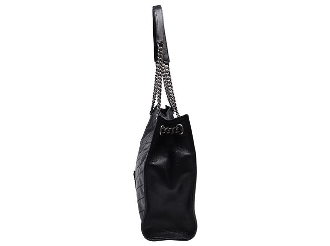 Niki Borsa Tote Saint Laurent Crinkled Matelasse Medium Monogram Nikki in pelle nera Nero - vista 3