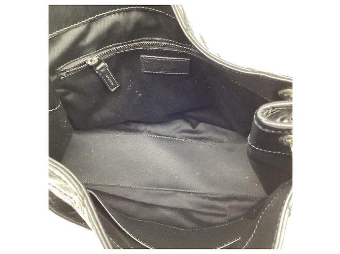 Niki Borsa Tote Saint Laurent Crinkled Matelasse Medium Monogram Nikki in pelle nera Nero - vista 8