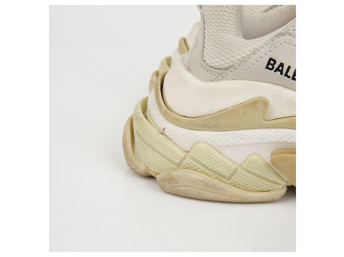 Balenciaga Sneakers Triple - vista 3
