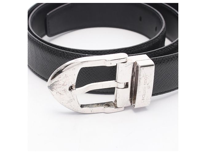 Louis Vuitton Sangle Classic Gürtel aus Taiga-Leder Schwarz - Ansicht 2