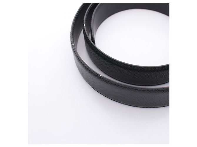 Louis Vuitton Sangle Classic Gürtel aus Taiga-Leder Schwarz - Ansicht 8