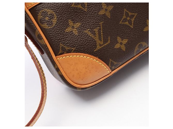 Louis Vuitton Trocadero Monogram Shoulder Bag Brown - view 6