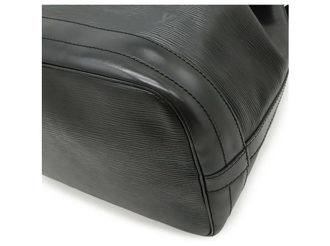 Borsa Bucket Epi Louis Vuitton Nero - vista 3