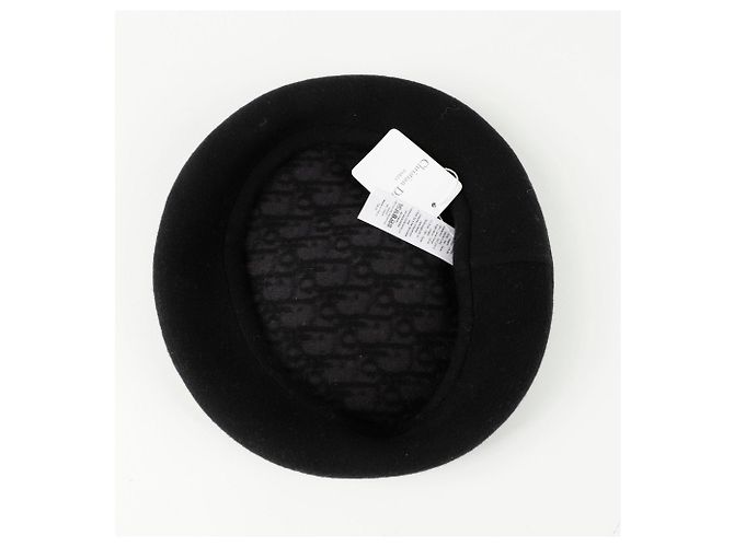 Dior Chic Beret Size - view 4