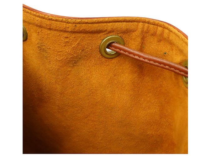 Borsa a tracolla Louis Vuitton Petit Noe Epi Marrone - vista 6