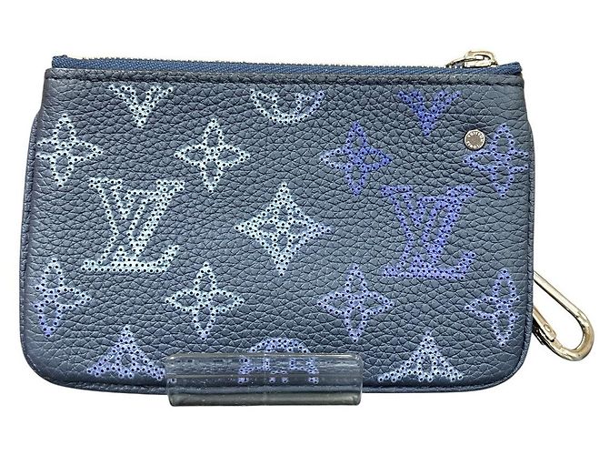 Louis Vuitton Mahina Leather Coin Case Blue - view 2