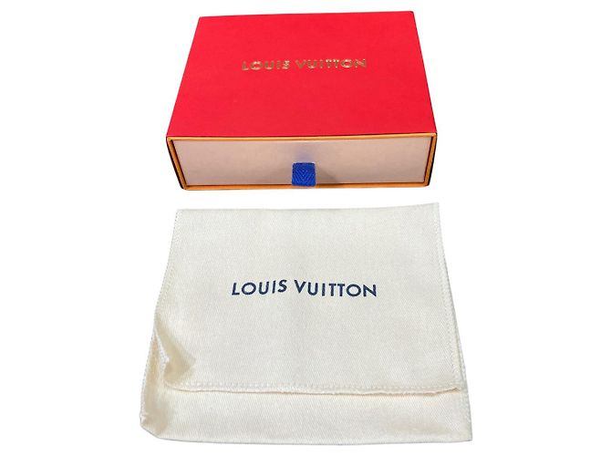 Louis Vuitton Mahina Leather Coin Case Blue - view 5