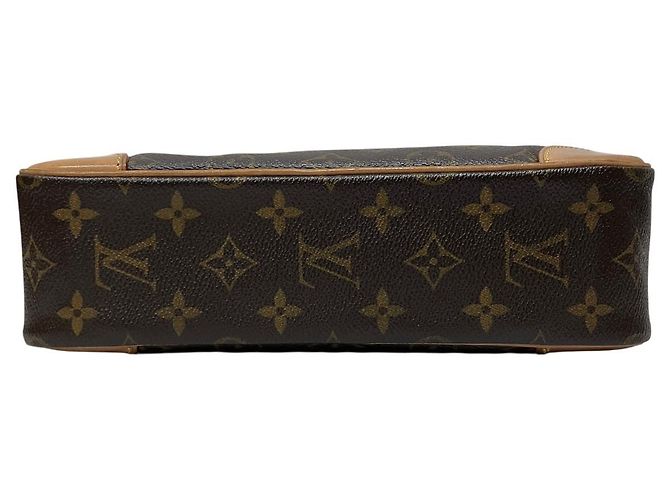 Borsa a tracolla Louis Vuitton Trocadero Monogram Marrone - vista 3