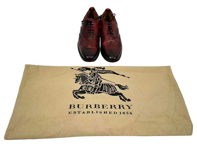 Brogues con lacci Burberry in pelle bordeaux Rosso Bordò - vista 10