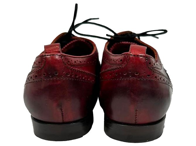 Brogues con lacci Burberry in pelle bordeaux Rosso Bordò - vista 3