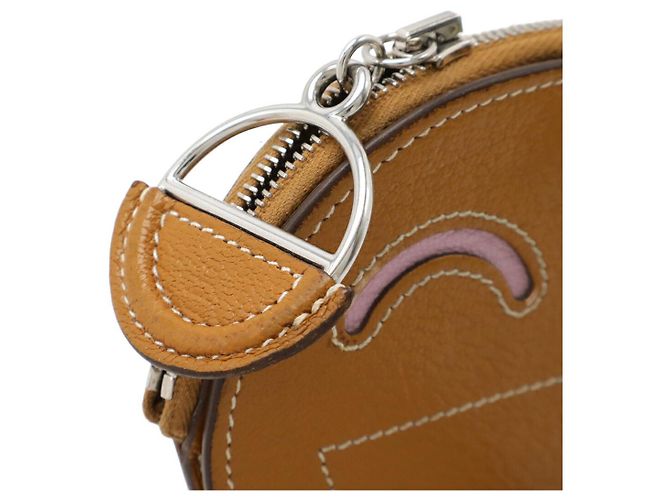 Monedero Hermès In The Loop Wink Chevre Castaño - vista 5