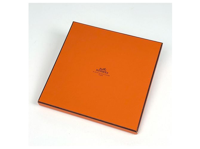 Silk In Hermès Foulard in seta Hermes Carre 90 Crown Pattern Multicolore Beige - vista 5