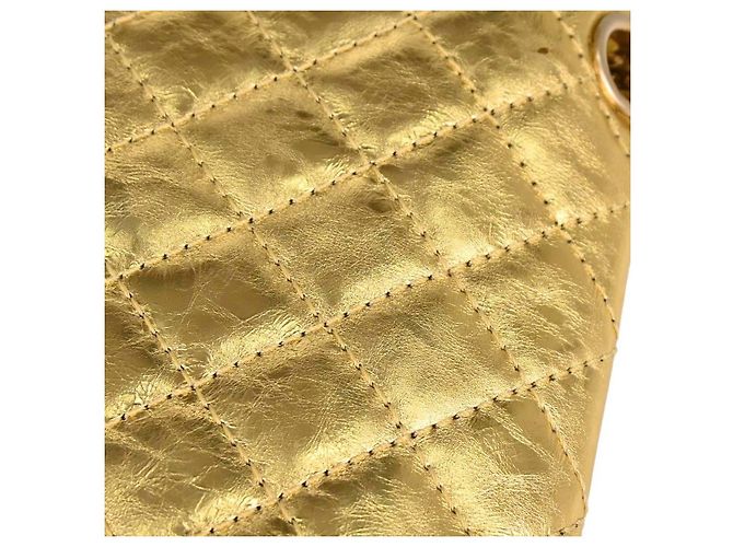 Chanel Reissue 2.55 Flap in pelle metallizzata D'oro - vista 7