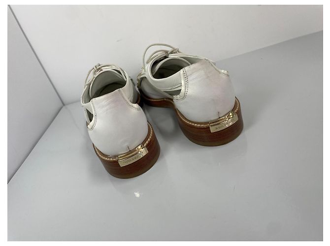 Zapatos Oxford de cuero blanco con flecos y tachuelas Burberry - vista 5
