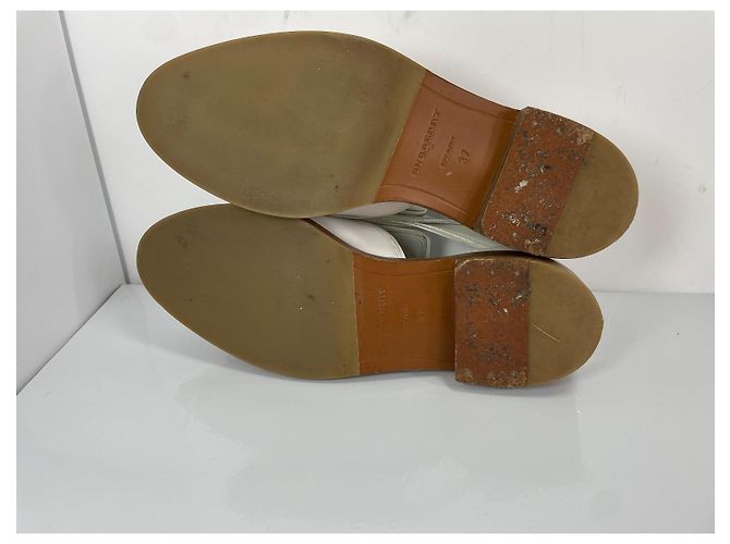 Zapatos Oxford de cuero blanco con flecos y tachuelas Burberry - vista 8
