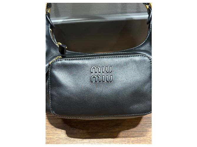 Borsa Hobo in pelle nera Miu Miu Nero - vista 3