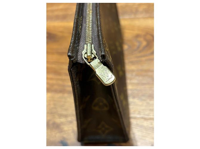 Louis Vuitton Monogram Toiletry 19 Marrone Monogramma - vista 10