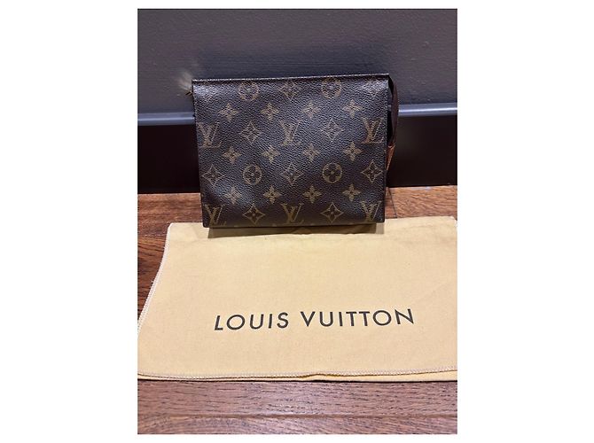 Louis Vuitton Monogram Toiletry 19 Marrone Monogramma - vista 7