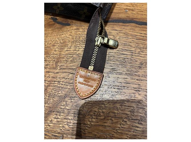 Louis Vuitton Monogram Toiletry 19 Marrone Monogramma - vista 8