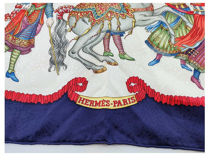 Hermès Hermes Carré 90 Silk multicolor 90 x 90 Multicolore - vista 2
