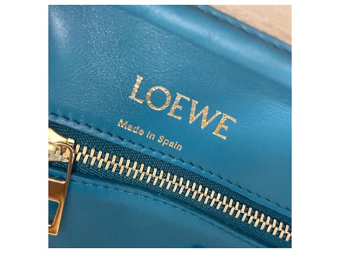 Borsa a tracolla Loewe Amazona 28 Anagram Blu - vista 8