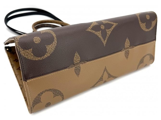 Borsa Tote OnTheGo MM da donna Louis Vuitton Marrone - vista 3