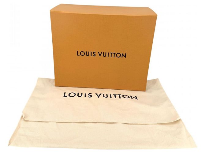 Borsa Tote OnTheGo MM da donna Louis Vuitton Marrone - vista 8