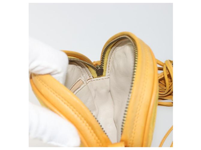 CHANEL Matelasse Shoulder Bag Satin Yellow Gold CC Auth 189501A D'oro Giallo - vista 17