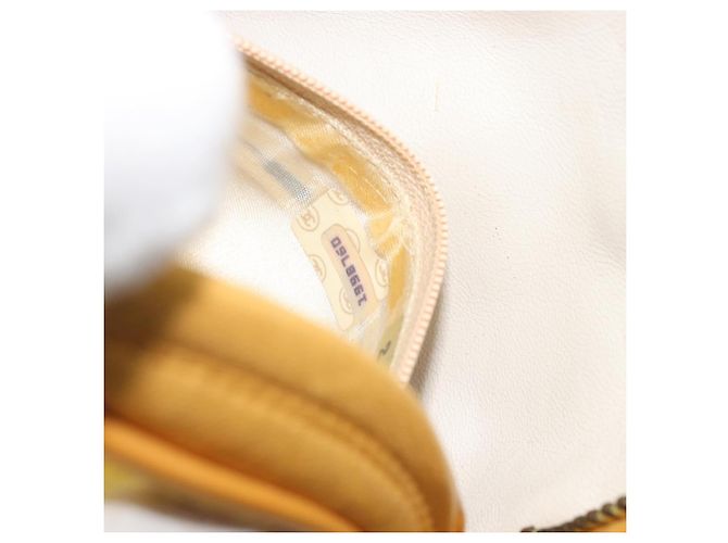 CHANEL Matelasse Shoulder Bag Satin Yellow Gold CC Auth 189501A D'oro Giallo - vista 21
